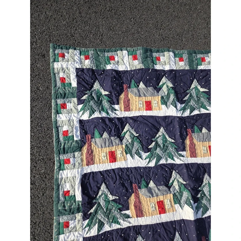Vintage LL Bean Quilt Blanket Throw Christmas Cabin Snowy 58x48